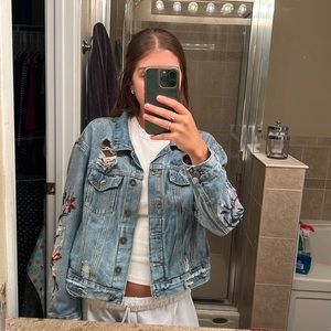 Distressed embroidery Jean jacket